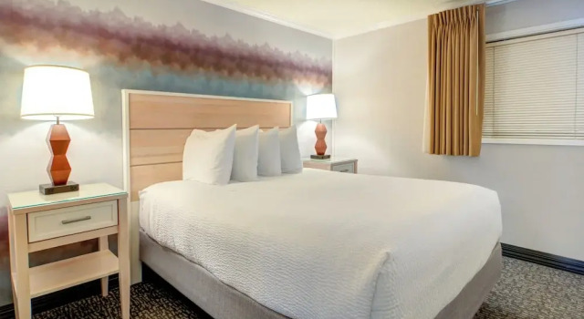 Четырёхместный номер Standard c 1 комнатой Hallmark Resort in Cannon Beach