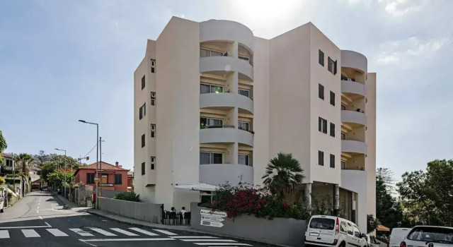 Alegria I, Overlooking the bay of Funchal, Rezerwuj Apartament Hotele w Funchal z parkingiem, Parking