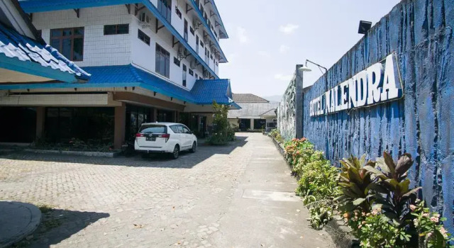 RedDoorz Plus near Pelabuhan Bitung