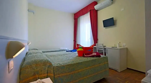 Номер Standard Family Hotel Marina Beach