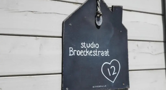 Студия Studio Broeckestraat 12