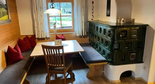 Апартаменты с 2 комнатами Wörglerhofs Hüttenapartments mit Kachelofen Farm Stay