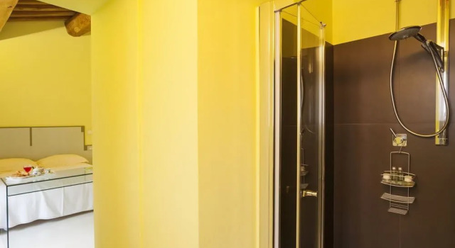 Il Ruscello Di Giava, Buchen Sie Ferienhaus Hotels in Capannori mit Pool, Schwimmbad