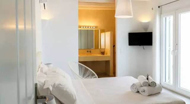 Ortus White Mykonian Luxury Villa, Забронировать Вилла Отели Калафатис с бассейном, рядом с Пляж Агия Анна Калафатис, Бассейн