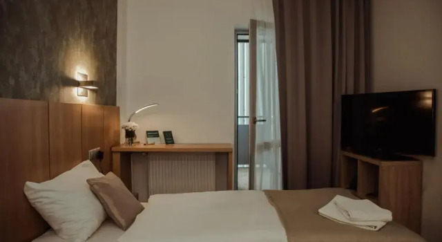 Двухместный номер Standard с балконом Hotel Aréna