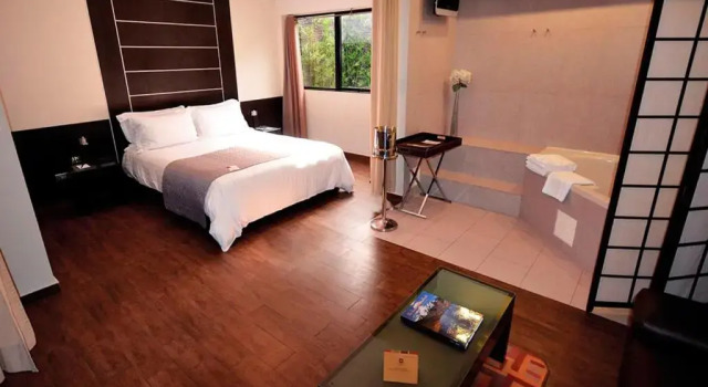 Люкс Superior qp Hotels Lima