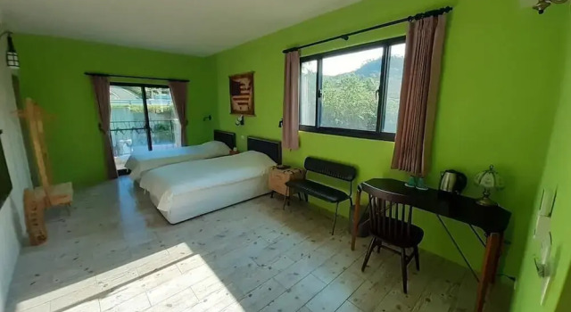 Starry Night, Book Hotel Taitung China