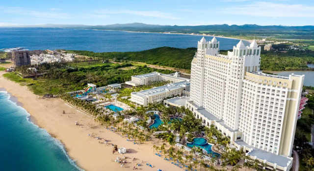 Двухместный номер Standard Riu Emerald Bay - All Inclusive