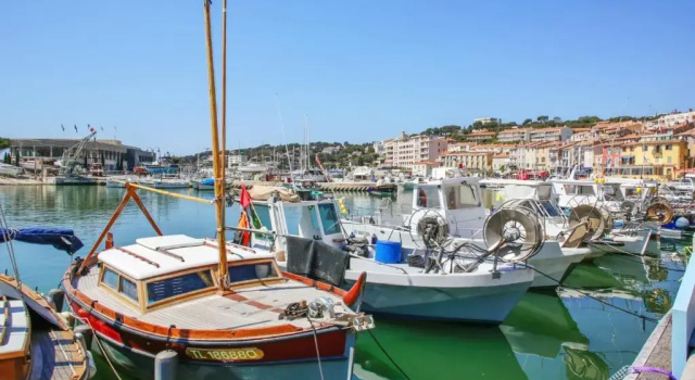 Апартаменты Bright flat classified with 2 in the centre of Cassis - Welkeys