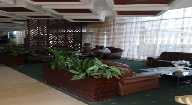 Hôtel Ran, Book Hotel Hotels in Bouake with a Pool, Swimming Pool