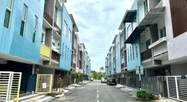 Springfield 3-Storey Townhouse #Yoyo Homestay, Rezervovat Hotel Hotely v Sandakan s parkováním, Parkování