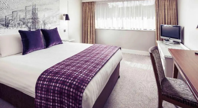Номер Standard Mercure Swansea Hotel