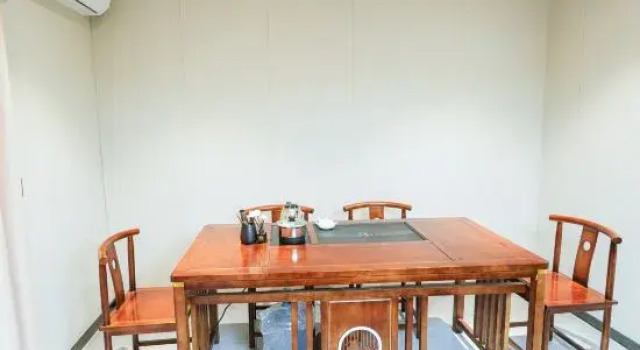 Люкс Yifeng Hotel (Dongguan East Railway Station)