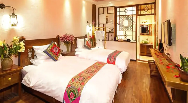 Sanyuetian Inn, Prenota Hotel Hotel a Lijiang con piscina, Piscina