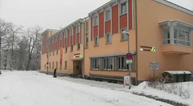 Jugendherberge Karlsruhe, Забронировать Отель Отели Карлсруэ с парковкой, рядом с Верховный суд, Парковка