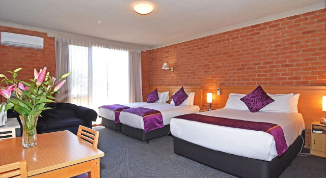 Четырёхместный семейный номер Standard Main Lead Ballarat Motel