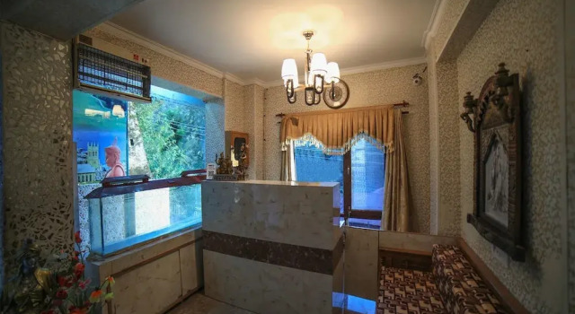 OYO 16801 Paradise Regency