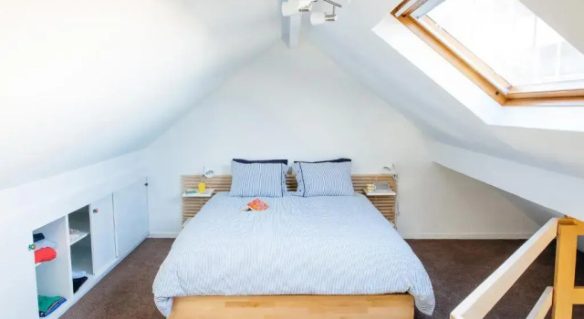 Апартаменты B&B Place Jourdan