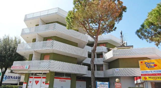 Moschettieri - One Bedroom No.2, Забронировать Отель Бибионе-Пинеда Венето, рядом с Долина Вальгранде
