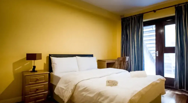 West end Apartments Galway, Забронировать Апартаменты/квартира Апартаменты Голуэй, рядом с Lynch’s Castle, Апартаменты/квартира