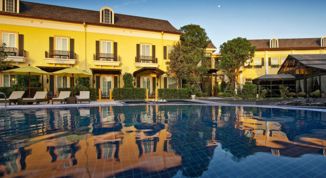 Rancho Charnvee Khaoyai, Rezervovat Lázně / Resort Hotely v North-Eastern Thailand se snídaní, Snídaně