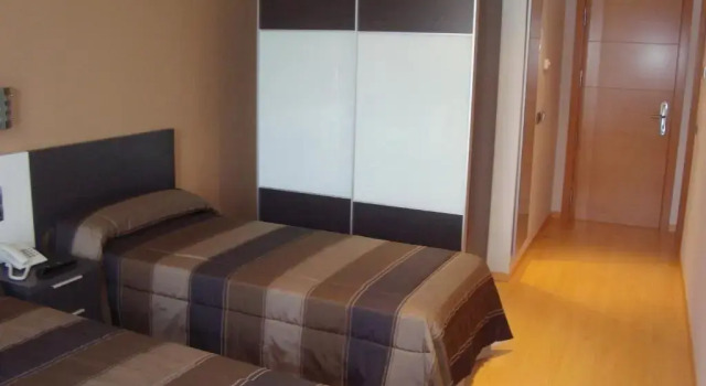 Двухместный номер Standard Hotel Ciutat dAmposta