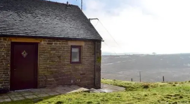 Nield Bank Bungalow, Boek Hotel Buxton Derbyshire