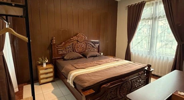the Nawasena Villa Medan with Private Pool & Cozy Stay, Varaa Villa Mökit kohteessa Medan, Mökki