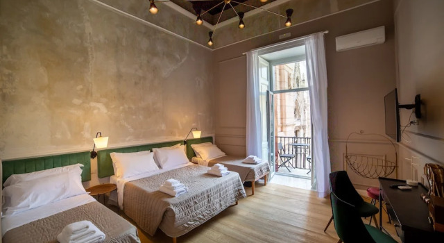 Номер Standard The Duomo House by House In Naples
