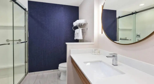 Двухместный люкс Fairfield Inn & Suites by Marriott Goshen