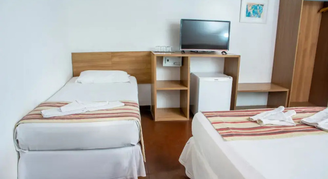 Трёхместный номер Deluxe La Belle Beach Hotel