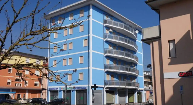 Bright Flat in a Colourful Building - Beahost, Prenota Appartamento Hotel a Veneto con parcheggio, Parcheggio