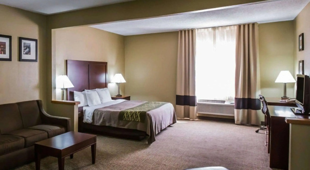 Comfort Inn Morris I-80