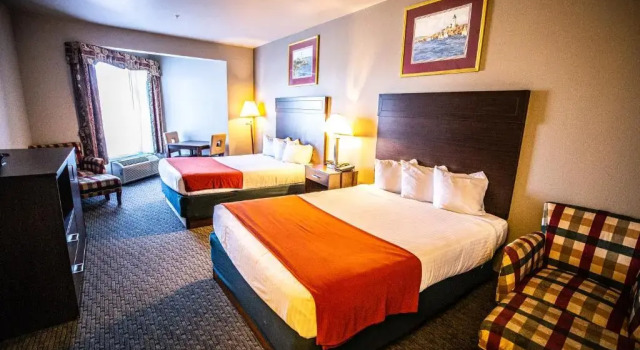 Четырёхместный номер Standard BayVue Hotel, Resort & Suites