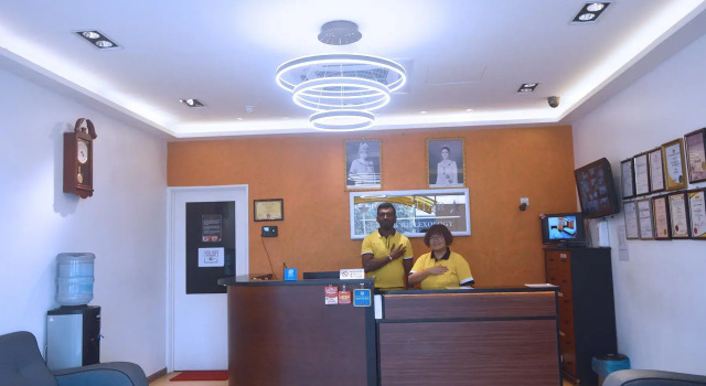 Twin Star Hotel