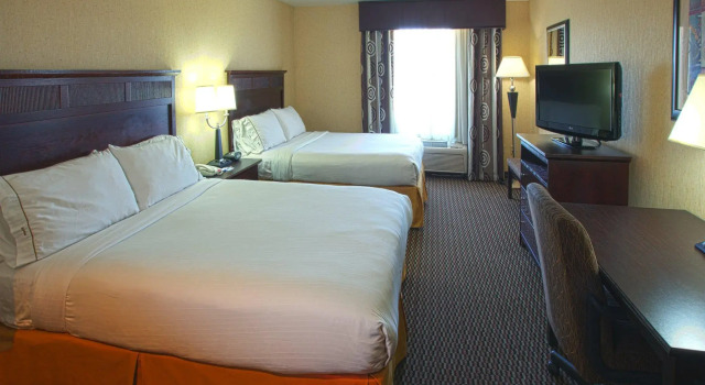 Четырёхместный люкс Holiday Inn Express & Suites Nampa - Idaho Center by IHG
