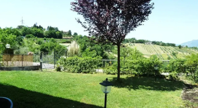 Stroncone Country House, Varaa Huoneisto Stroncone Umbria