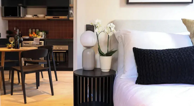Номер Standard THREE43 ON B - Fluent Serviced Apartments