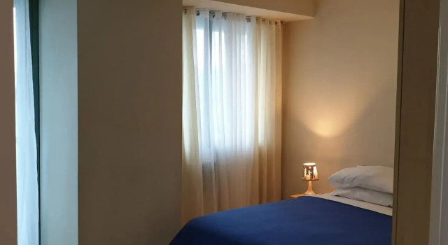 MANDALUYONG 2 Br w 2 Queen, 50HDtv across Shangrila Mall