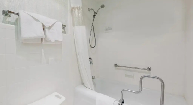 Двухместный номер Standard Red Carpet Inn & Suites