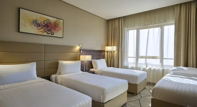 Четырёхместный номер Superior с видом на горы Wirgan Al Noor, Tapestry Collection by Hilton