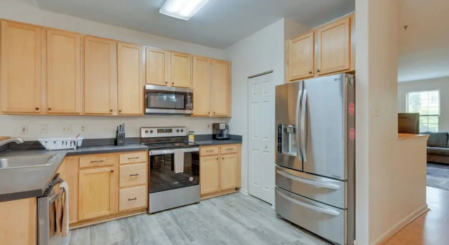 Апартаменты Owings Mills Townhouse: 8 Mi to Liberty Reservoir!