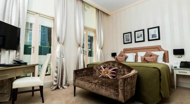 Двухместный номер Executive с балконом и с видом на город Hotel Xenia, Autograph Collection