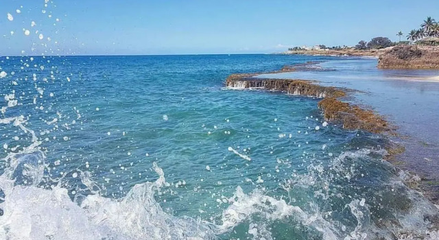 Вилла Rock Side Beach Villa