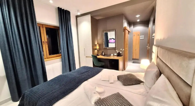 ELFF -Apartamenty i pokoje gościnne, Book Hotel Cisna Bieszczady