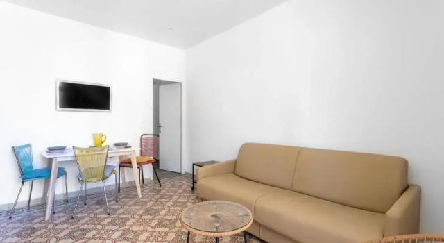 Luxurious 1 bedroom, AC, terrace, close beaches - Dodo et Tartine