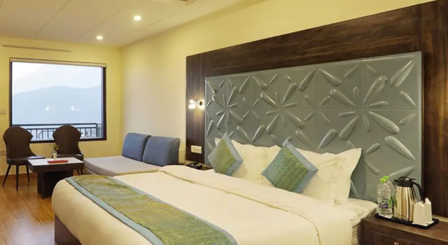Номер Premium Vue Magique Resorts and Camps