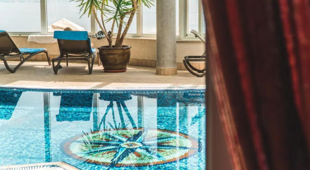 Hotel Savoy