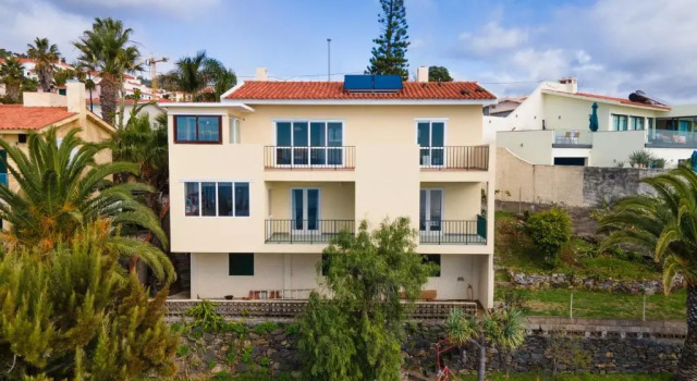 Коттедж с 3 комнатами Garajau House - Sunrise to Sunset Ocean View Villa