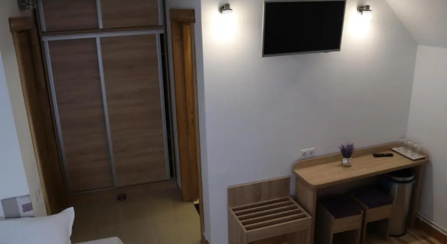 Трёхместный номер Standard NUT HOUSE Retezat